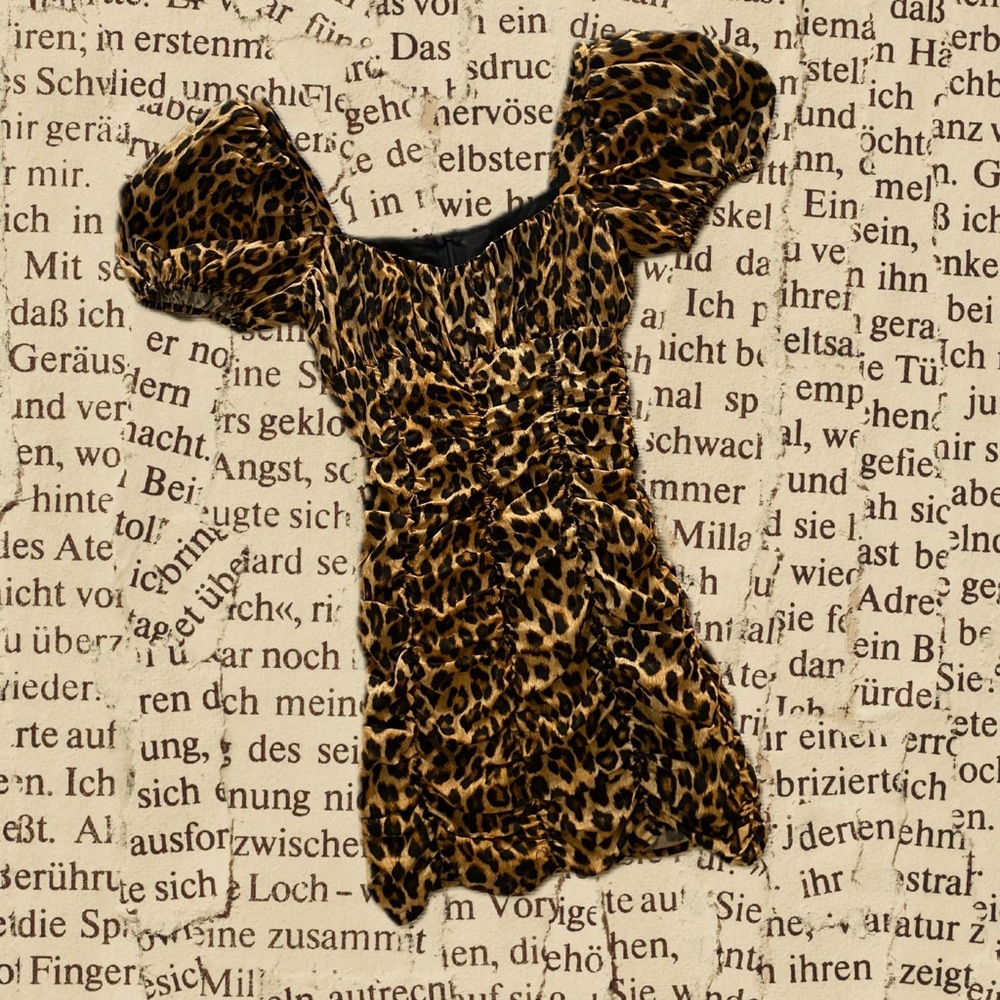 ZARA Puff Sleeve Ruched Leopard Print Mini Dress🐆🤎